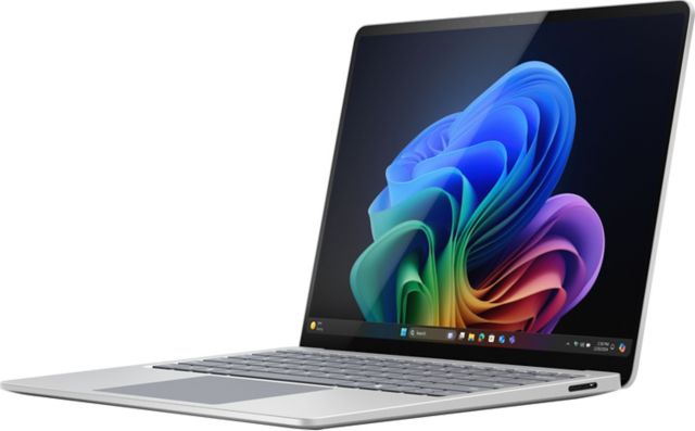 Surface Copilot+ PC Laptop (7th Edition) 15 inch Qualcomm Snapdragon X Elite/16GB/512GB Windows 11 Pro - Platinum - ONLINE ONLY